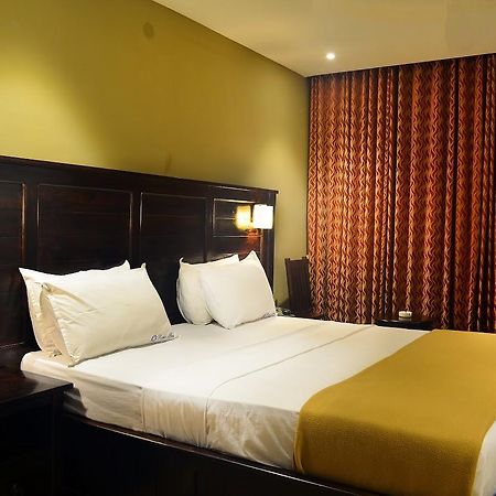 Hotel Ranis Grand Coimbatore Esterno foto
